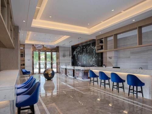 Gallery image of Kyriad Marvelous Hotel Shenzhen Longgang Dayun City Center in Longgang