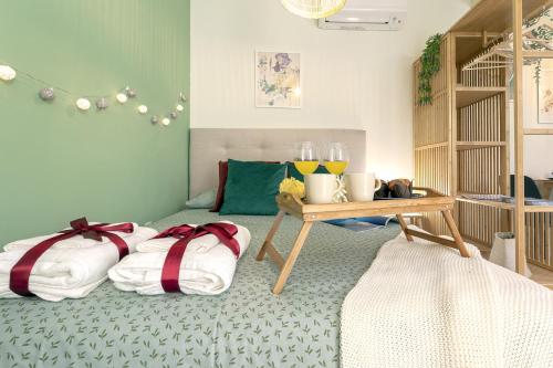 Posteľ alebo postele v izbe v ubytovaní -MalagaSunApts-Capuchino Studio