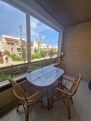 First line sea apartments photo 6