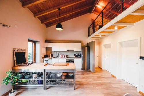 Salthouse Portugal - Stylish Duplex Apartment