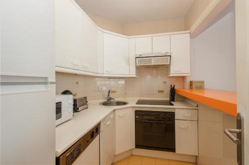 Vacation apartment with private parking in Puerto Banús