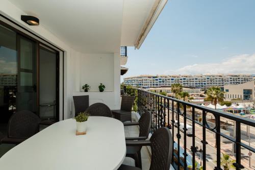 Vacation apartment with private parking in Puerto Banús