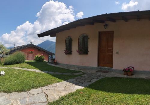 Nespecifikovaný výhled na hory nebo výhled na hory při pohledu z apartmánu