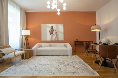 Stylish apartment with a king bed