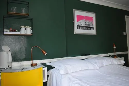 Colson House photo 9