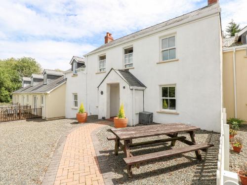 The Old Farm House – Photos 3