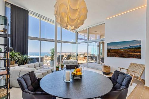 Stunning luxurious penthouse with panoramic views.