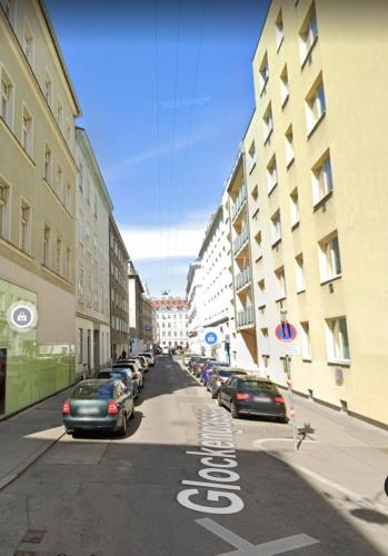 Spacious 2 bedroom apartment nearby center