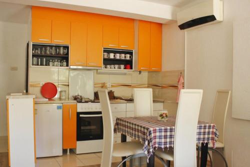 Kuchyň nebo kuchyňský kout v ubytování Zsh Apartment