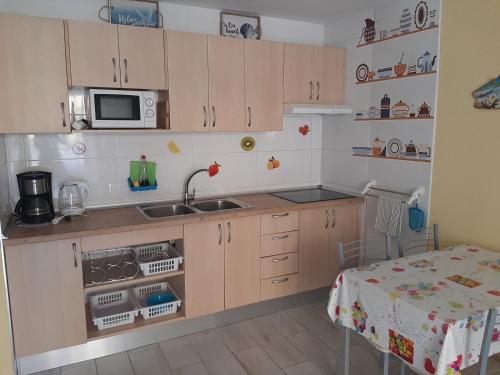 Fotografie z fotogalerie ubytování Apartment Navarro-Orlando v destinaci Adeje
