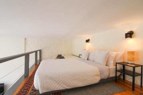 Cativo Mezzanine Loft