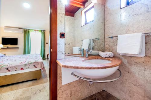 Et badeværelse på Luna Tsuki Six