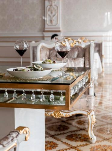 Nápoje v ubytování Hotel Grand Aristocrate