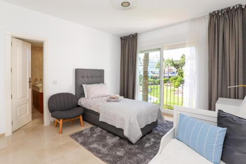 Beachfront luxury - Los Monteros Palm Beach