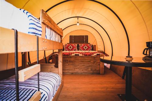 Gallery image of The Big Texan - Cabins and Wagons in Amarillo