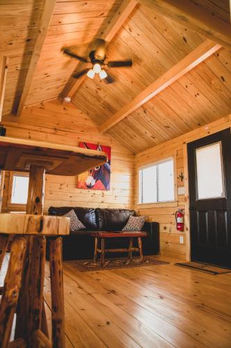 Gallery image of The Big Texan - Cabins and Wagons in Amarillo