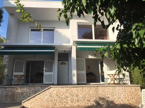 Gallery image of Apartments Mare More in Brodarica