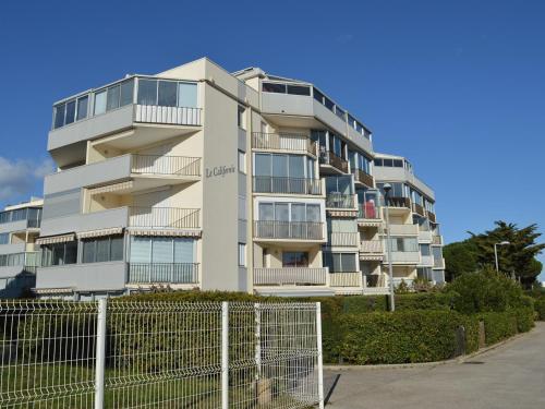Studio cabine cosy pour 4, proche Seaquarium, parking privé et terrasse - Le Grau-du-Roi