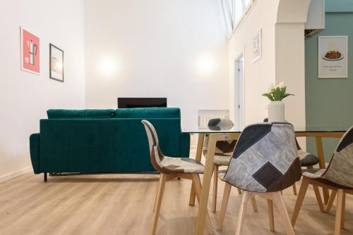 Guest House 121 Luxury Apartments