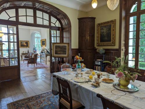 Photo de la galerie de l'établissement Château de Lavaud, à Montbron