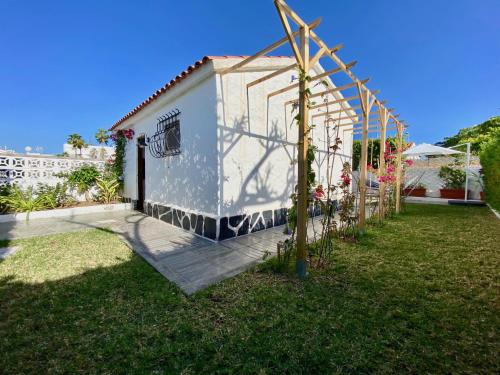 Casita blanca near yumbo