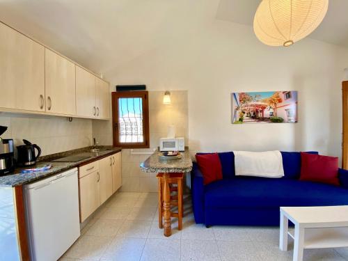 Casita blanca near yumbo