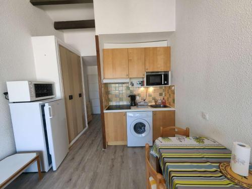 Studio Cap d'Agde, 1 pièce, 4 personnes - FR-1-607-47