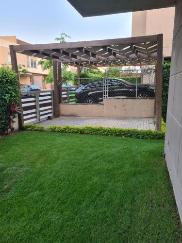 Фотография из галереи Luxurious & Charming Villa в городе Sheikh Zayed