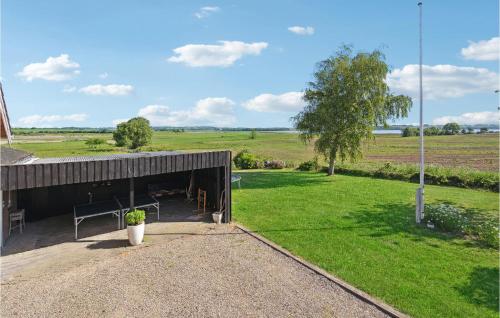 Κήπος έξω από το Amazing Home In Christiansfeld