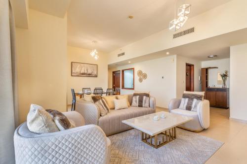 Sadaf 6 – 2BR Apartment – Allsopp&Allsopp