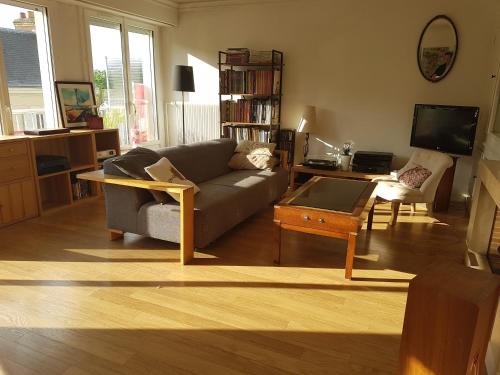 Fotografia z galérie ubytovania Bel appartement central avec parking gratuit privé v destinácii Le Mans