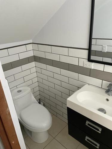 Blue Haven Tropical Condo – Photos 2
