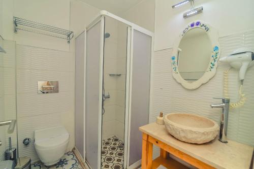 Alacati Asmali Konak Hotelにあるバスルーム