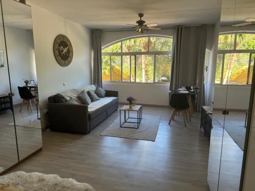 Posezení v ubytování Piso Los Pacos