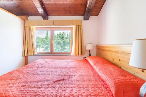 Imagen de la galería de 32 Peaceful Hideaway on Monte Amiata Pool, Wi-Fi, Parking, en Castel del Piano