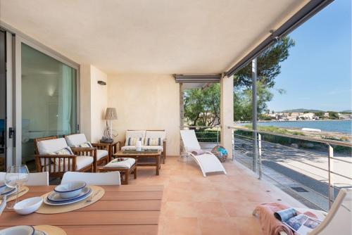 Cas Carboner Beach House by BeBreeze photo 2