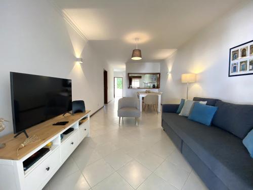 Vilamoura Garden View 2 With Pool by Homing