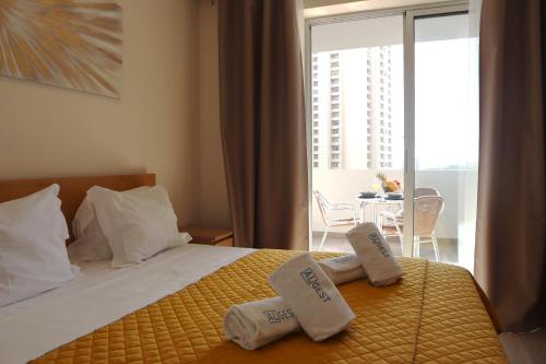 T1 Rocha Tower
