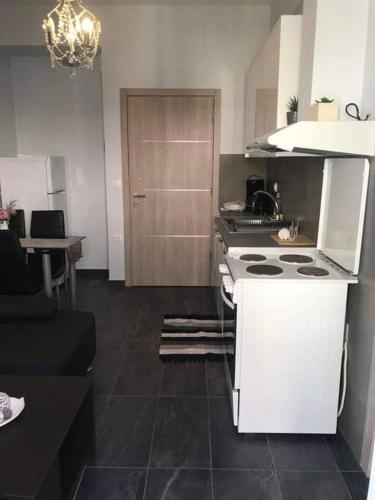 Ranias cozy apartment university