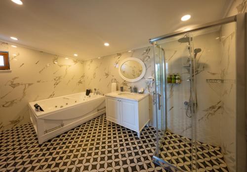 Koupelna v ubytování Alya Kartepe Villa Hotel