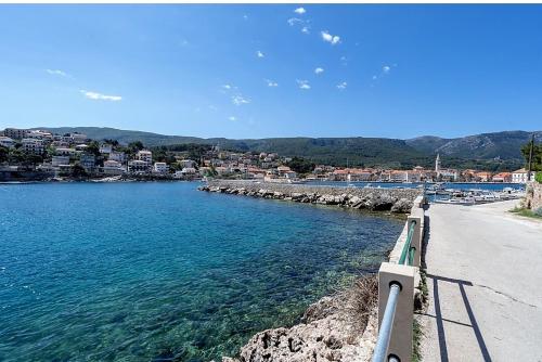 Foto dalla galleria di Seafront apartment Marina2 a Jelsa (Gelsa)