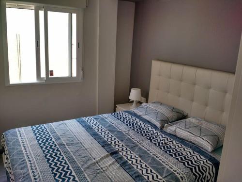 Appartment in the center near beach & free WIFI