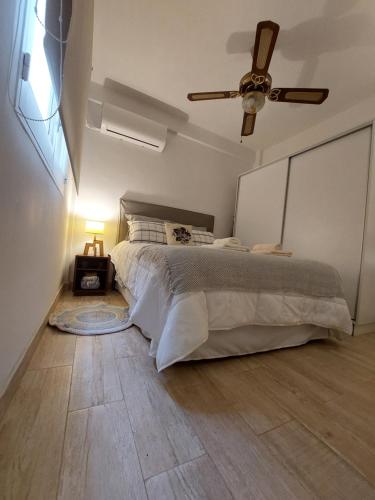 Hermoso y confortable departamento en Palermo tesisinde bir odada yatak veya yataklar