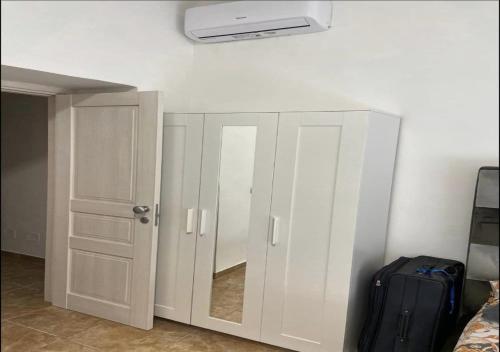 Φωτογραφία από το άλμπουμ του MIRIS home fast and comfortable with self check in 8 minutes walk near Naples airport στη Νάπολη