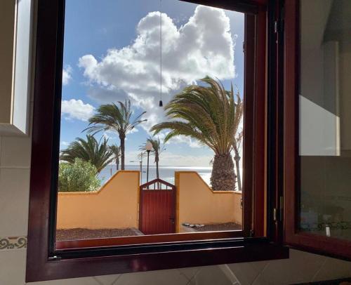 A balcony or terrace at vista oceano, luminoso, ampio, 2 camere, WiFi