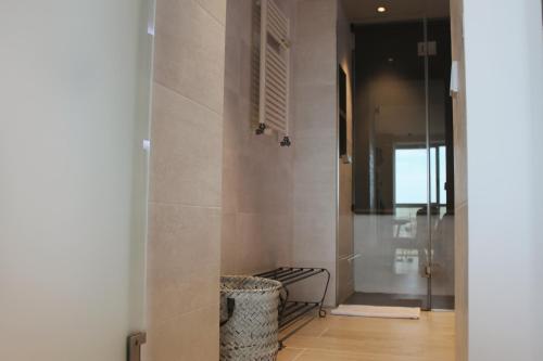 Kúpeľňa v ubytovaní Espectacular apartamento en Playa de San Lorenzo