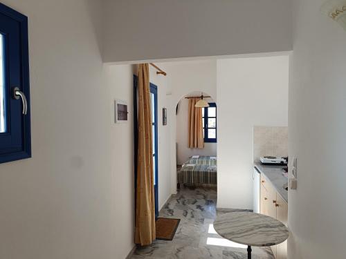 Gallery image of Vanna's Studios in Naousa
