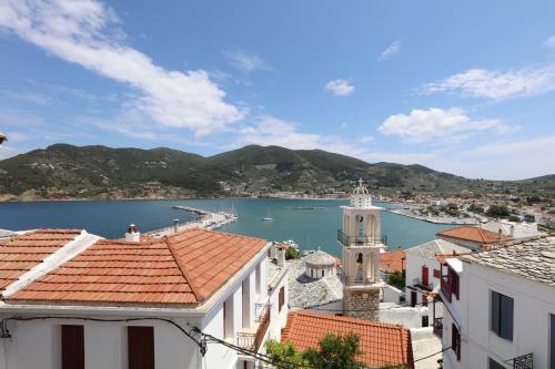 Imagen de la galería de House of town, en Skopelos Town