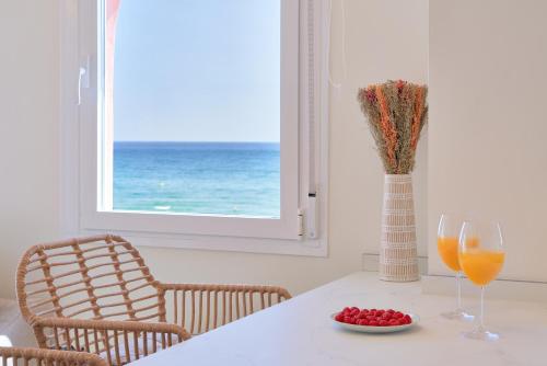 Sea Suite Beachfront