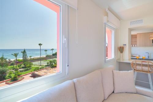 Sea Suite Beachfront
